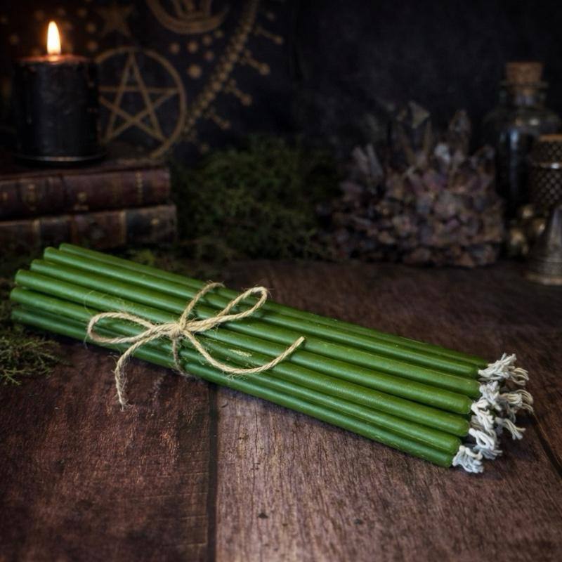 Beeswax Ritual Taper Candles – 7.5’’x 0.2’’